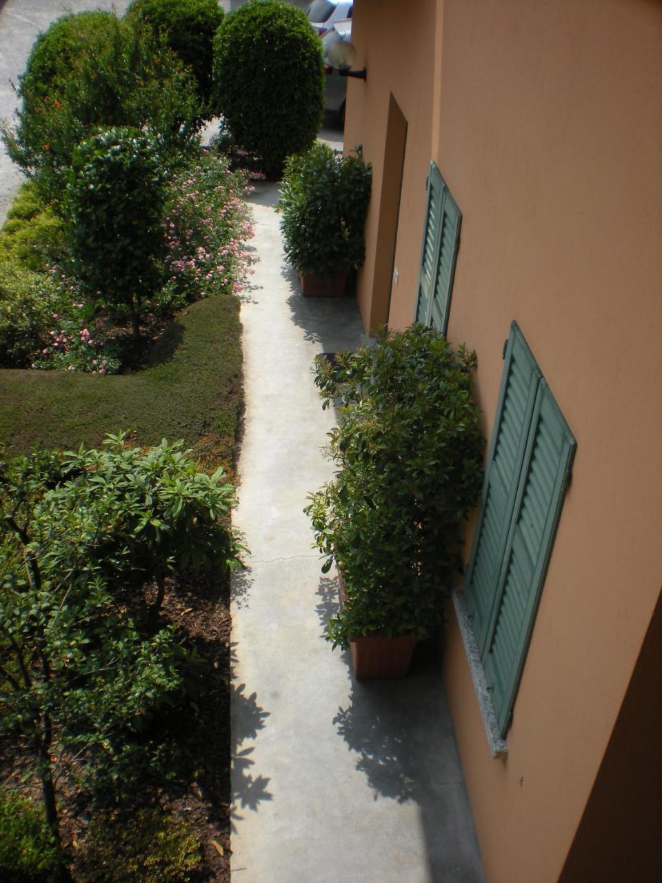 Albergo La Scaletta Cantù Exterior foto