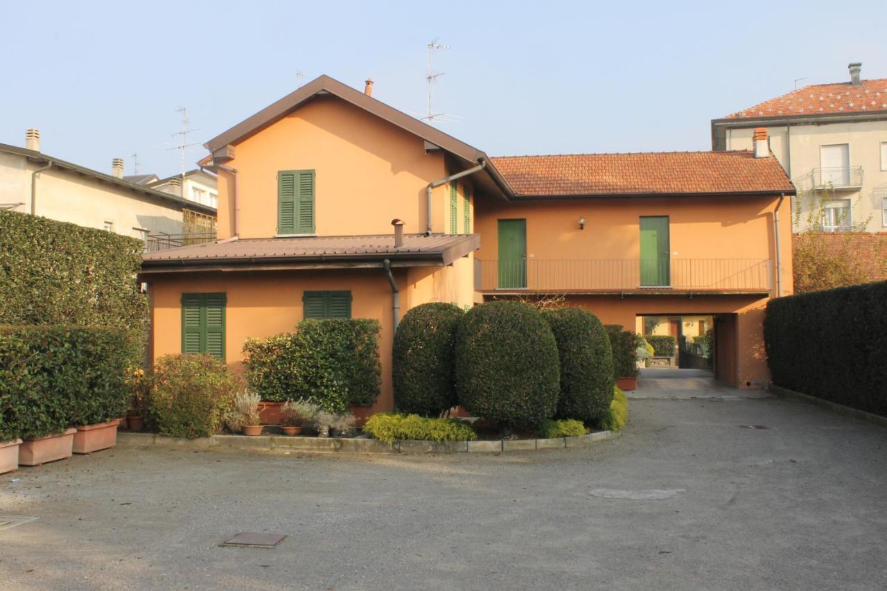 Albergo La Scaletta Cantù Exterior foto